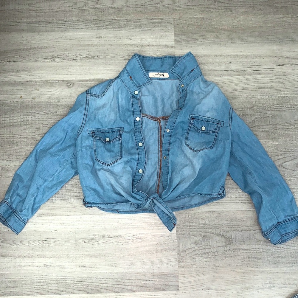 Cute jean cropped jacket!